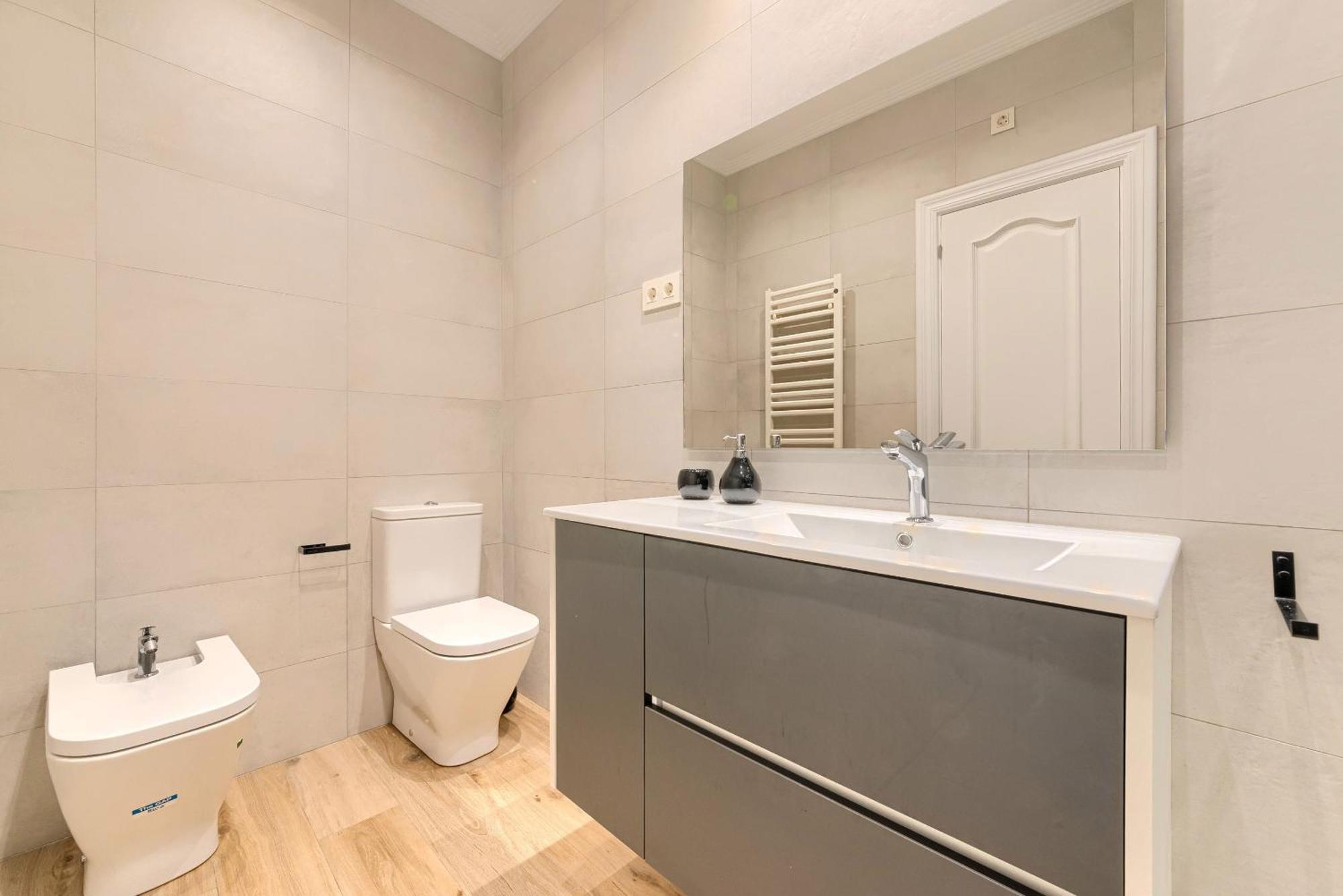 Encantadora Vivienda Turistica A Orillas De La Ria Bilbao Bagian luar foto
